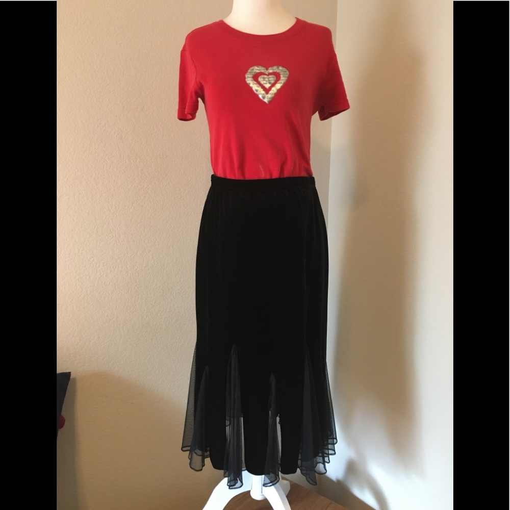 Elegant unique velvet black skirt